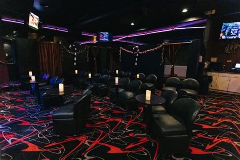 strip clubs in elgin  Atlantis Chicago Strip Club Elgin is located at: 1897 E